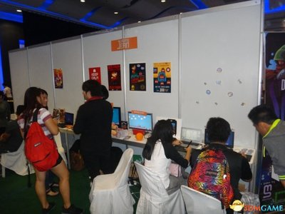 2015年菲律賓動漫展奇葩造型大賞 你能忍嗎？